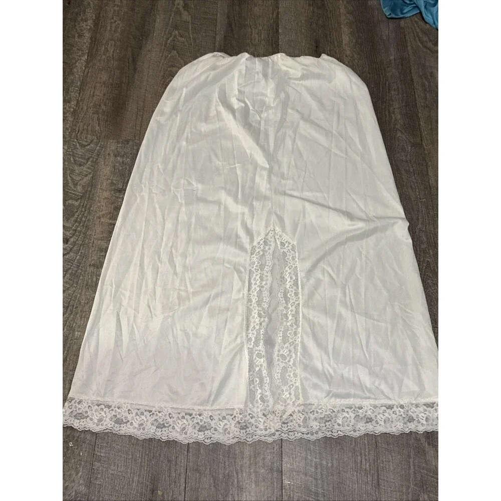 Vintage 70s 80s ILGWU White Tricot Nylon Maxi Half Slip Floral Lace Size 1X USA